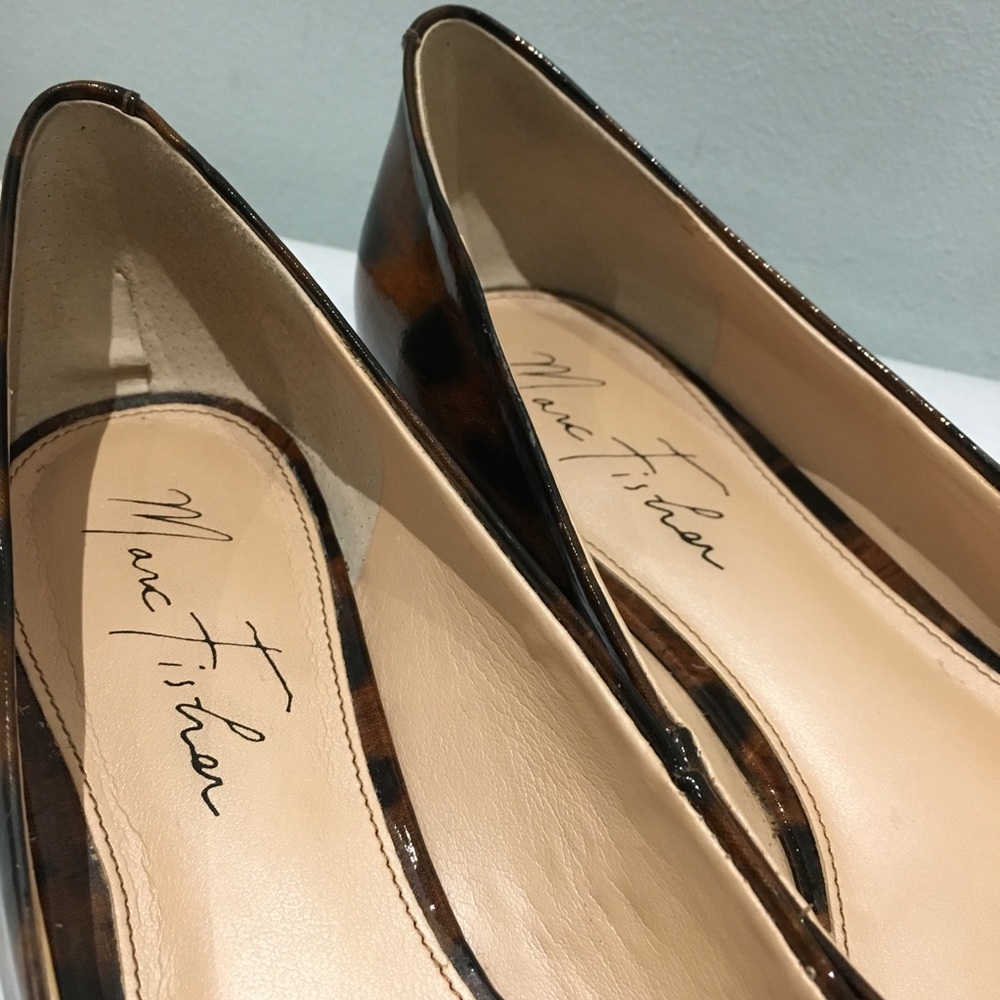 Marc Fisher Animal-print Patent Flats in Sz7 (EUC) - Picture 5 of 7
